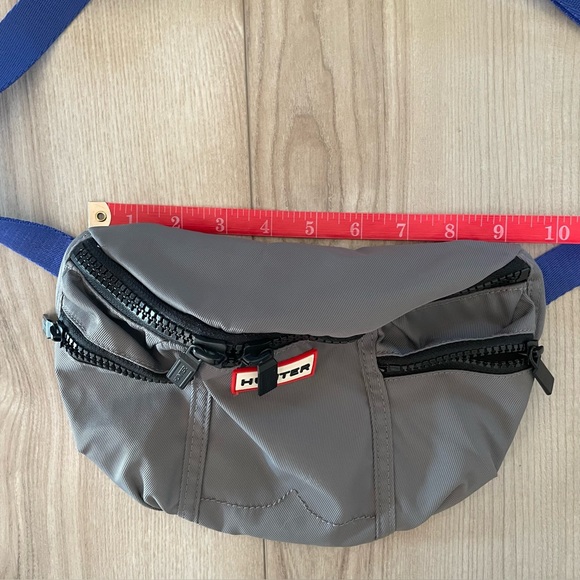 Hunter Gray Belt Bag with Blue Strap Fanny Pack - Picture 9 of 10